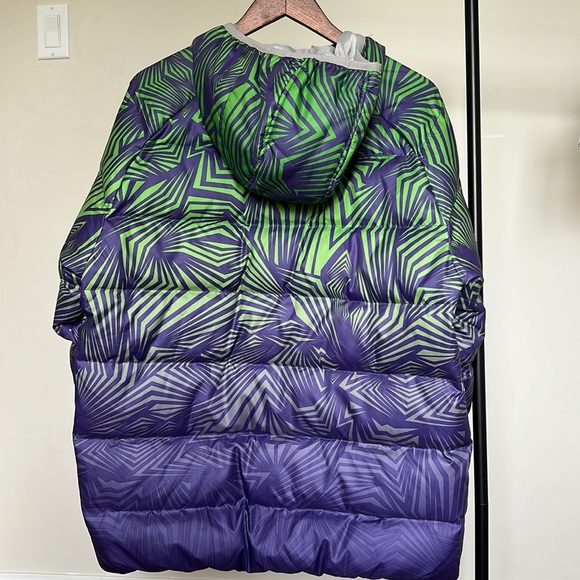 Never worn before winter jacket - Picture 3 of 4